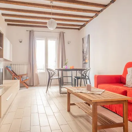 The Rent - Lovely One-bedroom In Porta Venezia شقة